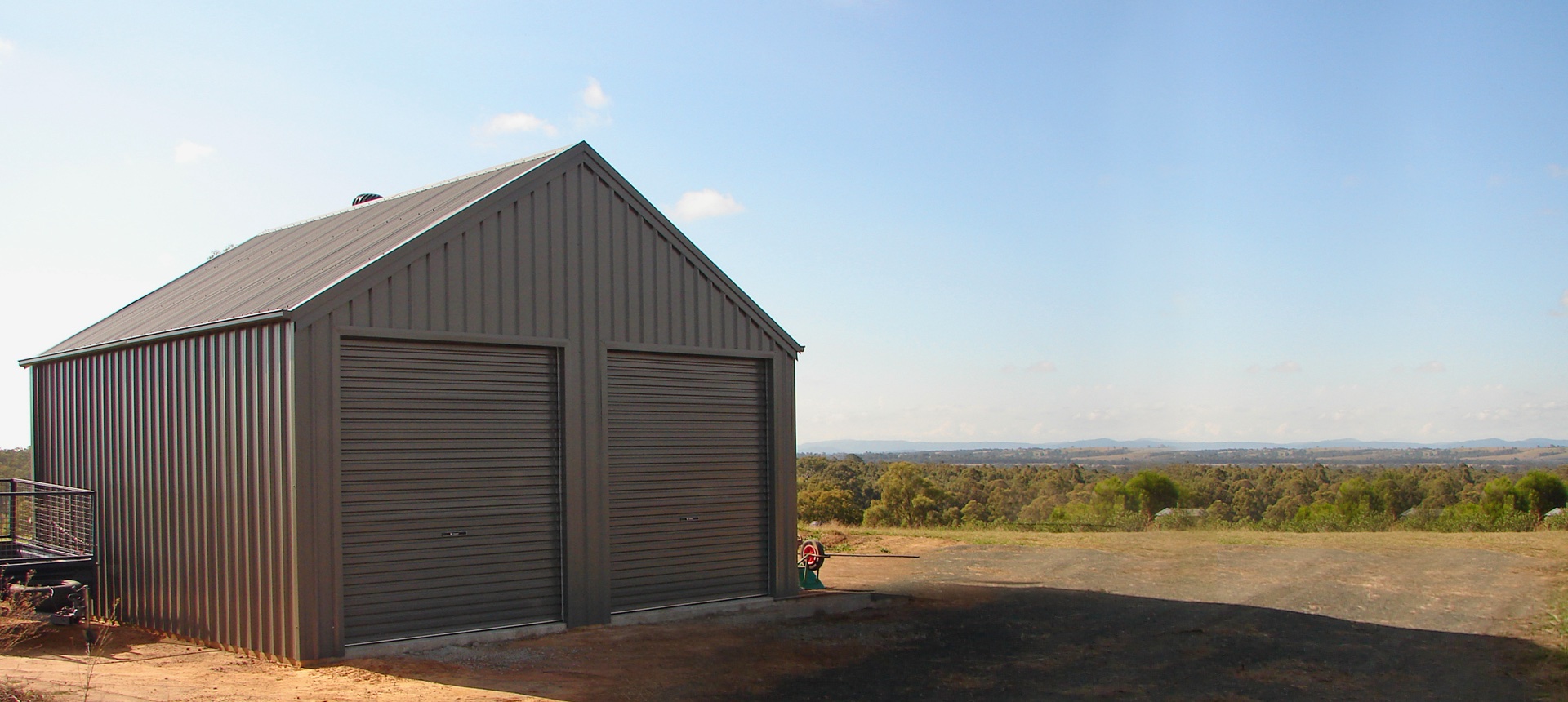 shed rual 1920x500 flipped