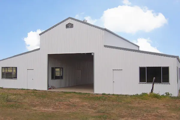 commercial shed American Barn 600x400px