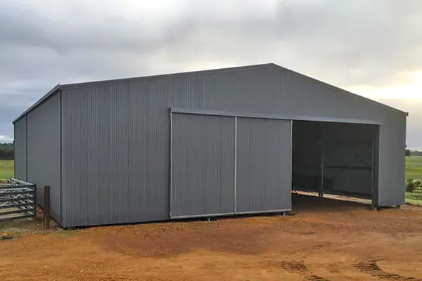 industrial warehouse 3 600x400px