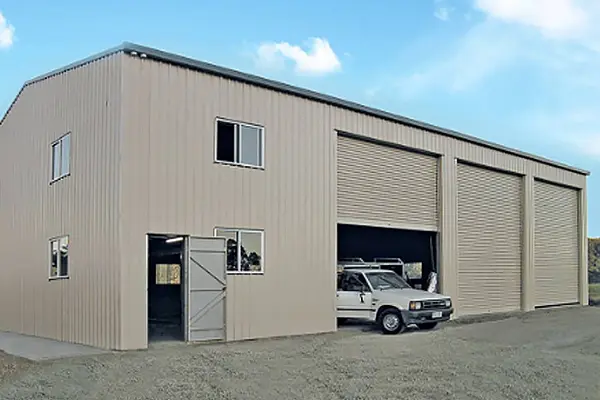 industrial warehouse with Mezzanine Floor 600x400px