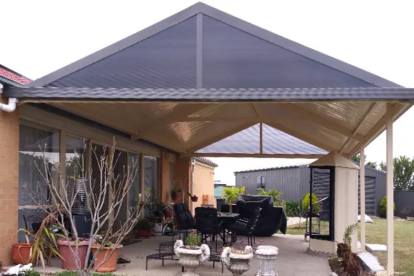 patio 1 600x400px