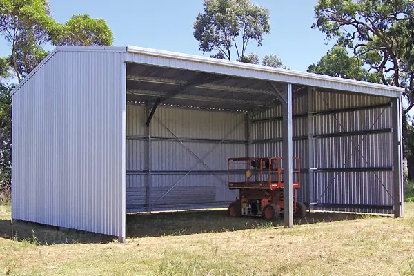 equipment feed storage 15 600x400px