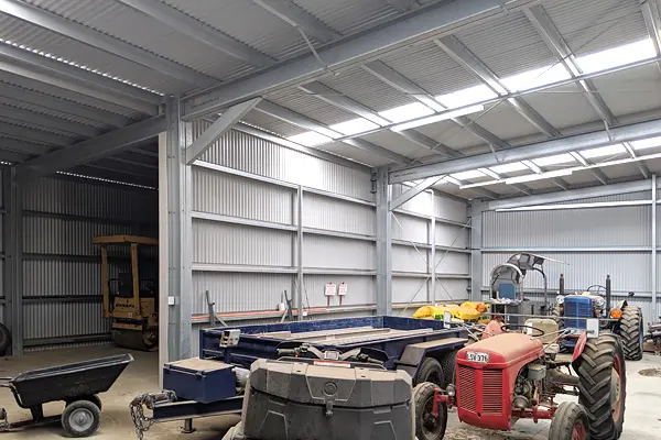 equipment feed storage 16 600x400px