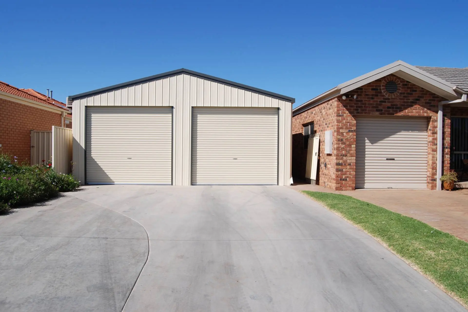 dune colorbond sheds banner